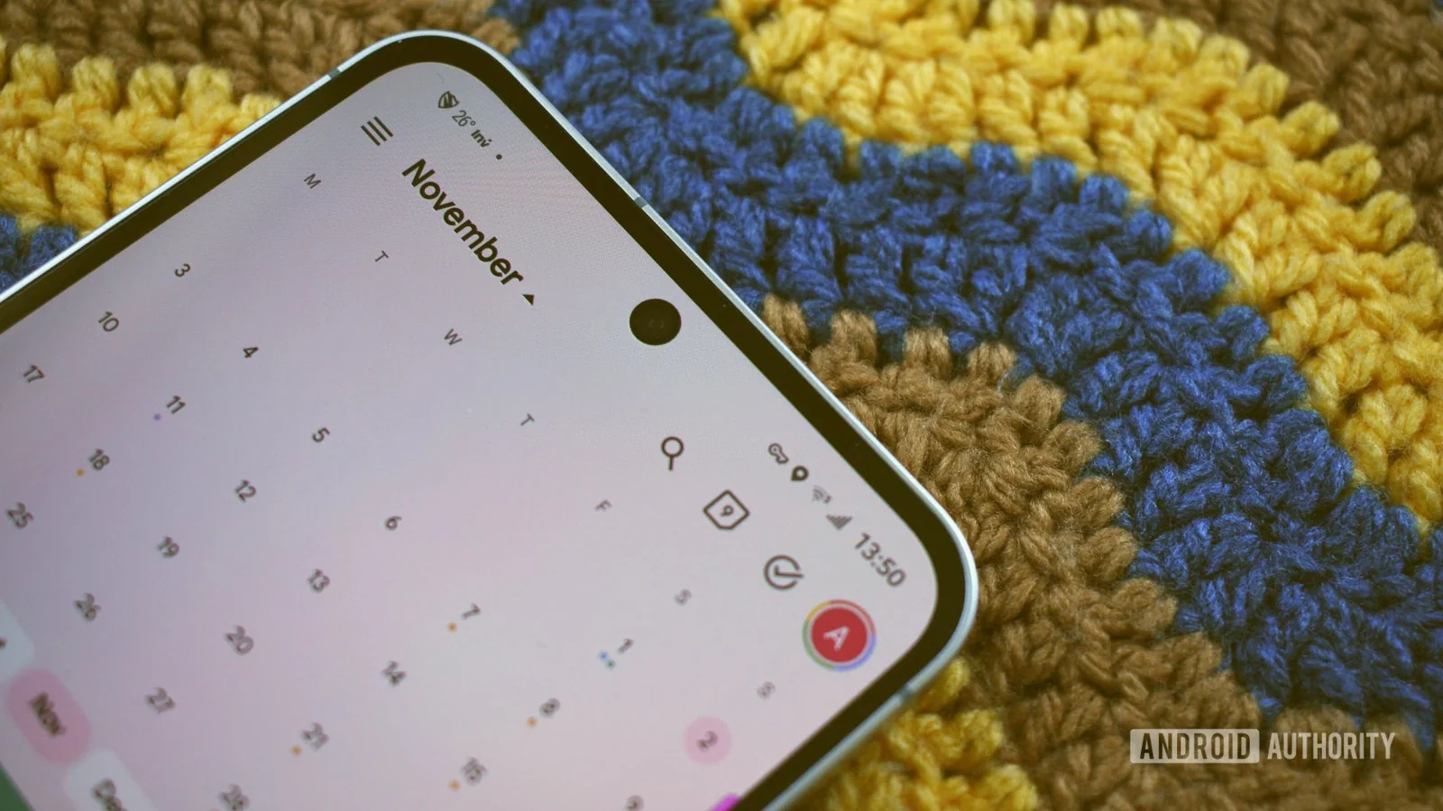 Google Calendar научился показывать три часовых пояса одновременно