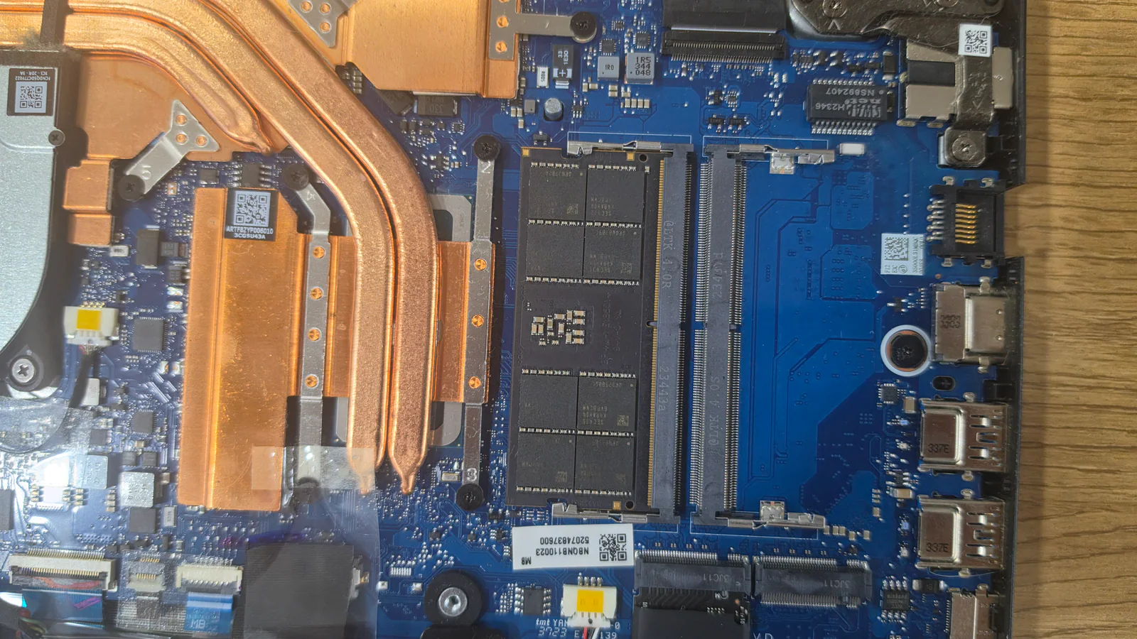 Обзор Silicon Power SP032GBSVU560F02: что теряет ноутбук при переходе с 2x8 ГБ на 1x32 ГБ