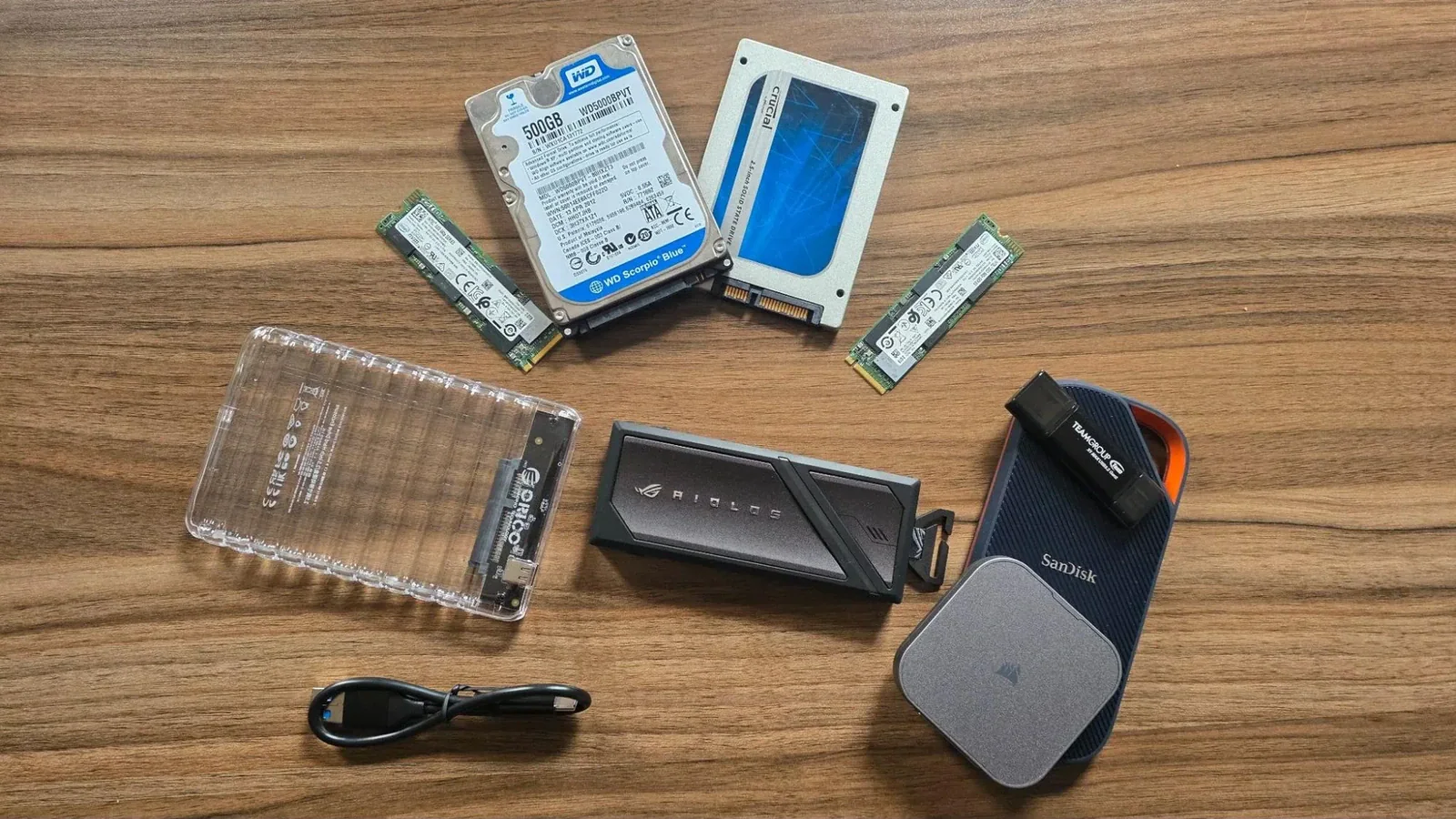 Старый SSD снова пригодился: внешний диск можно собрать дешевле готового
