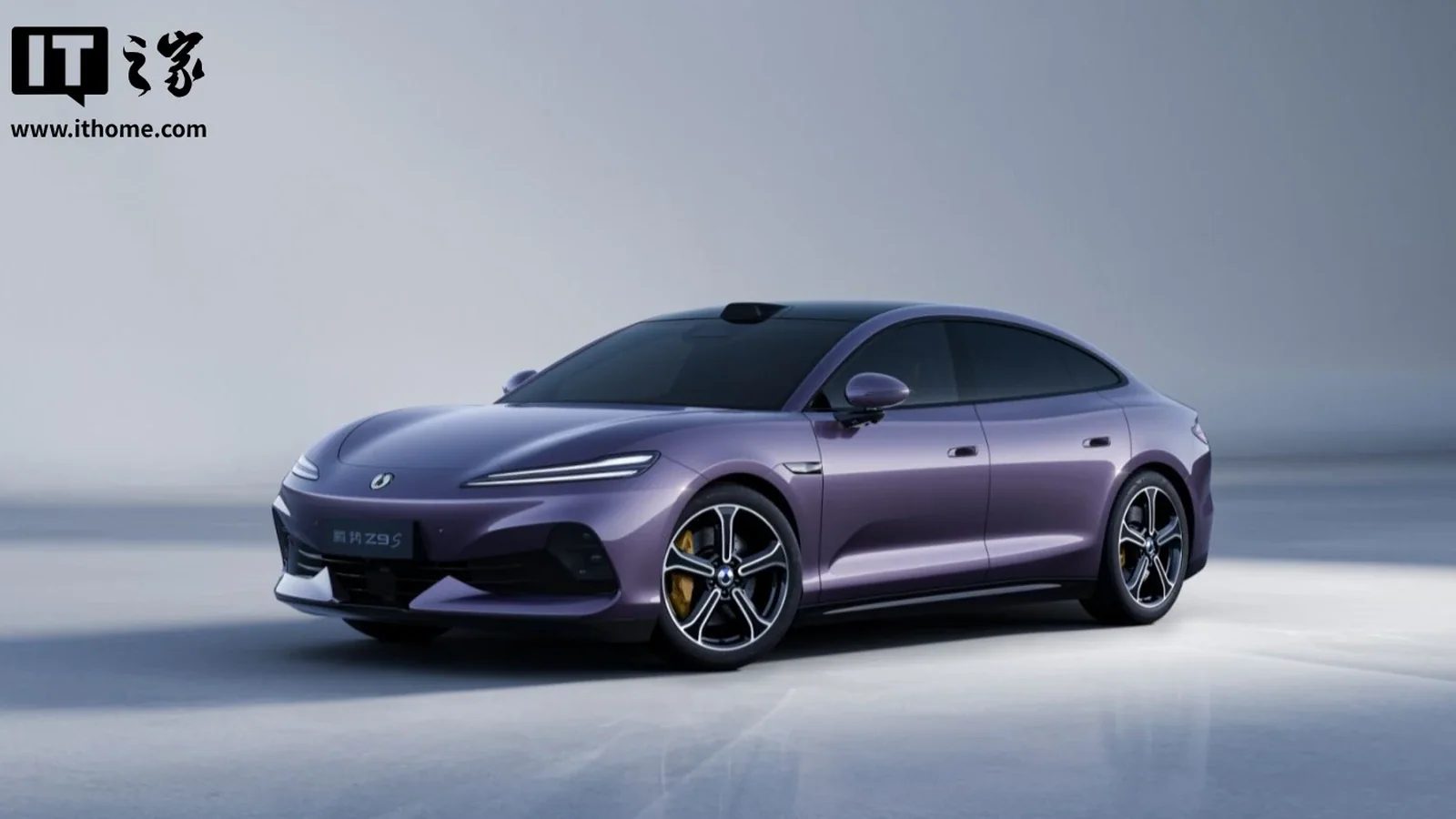 Denza Z9S вышел с запасом хода 1100 км и ценой от 3,2 млн рублей